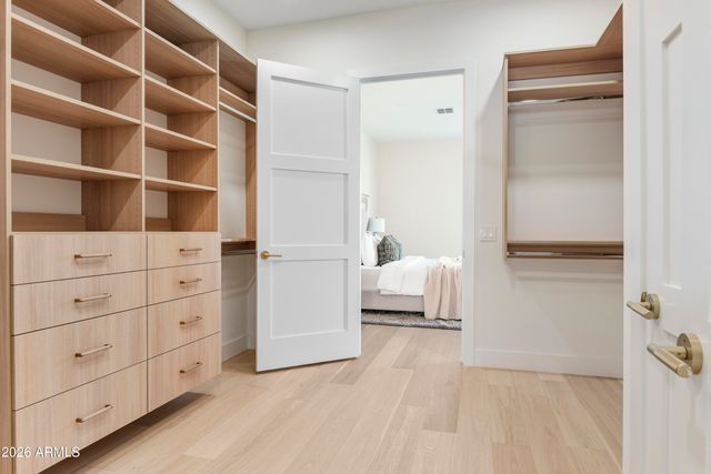 5540 E DAHLIA Drive, Scottsdale, AZ 85254