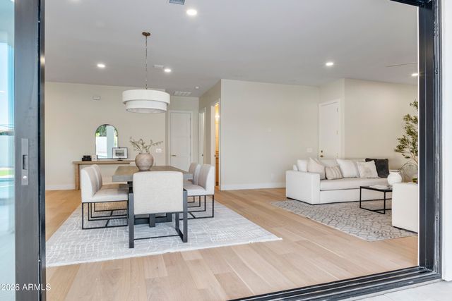 5540 E DAHLIA Drive, Scottsdale, AZ 85254