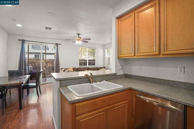 1347 Eisenhower Way, Brentwood, CA 94513