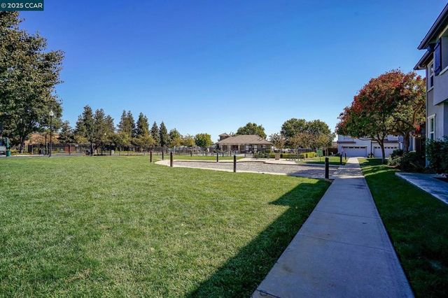 1347 Eisenhower Way, Brentwood, CA 94513