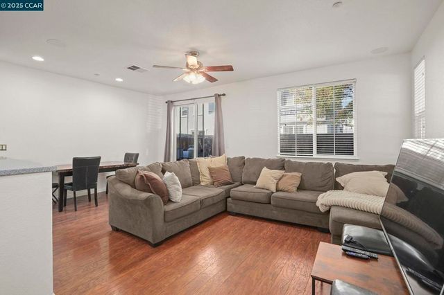 1347 Eisenhower Way, Brentwood, CA 94513