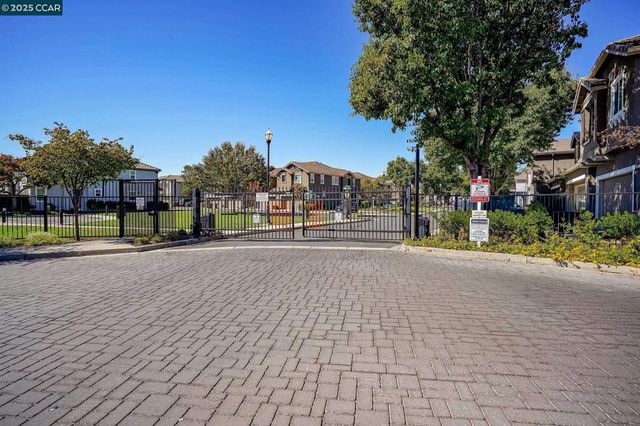 1347 Eisenhower Way, Brentwood, CA 94513