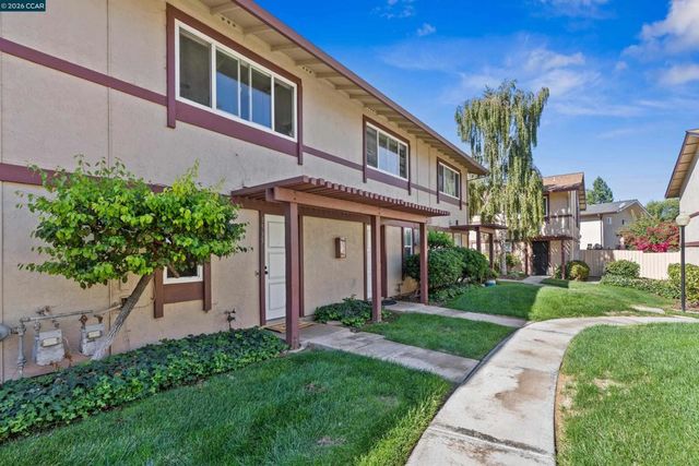 1535 Parkwood Pl, Concord, CA 94521