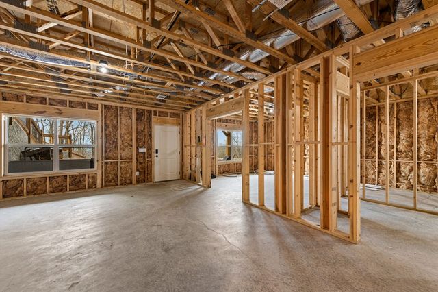 1016 Twisted Oak Road, Talking Rock, GA 30175