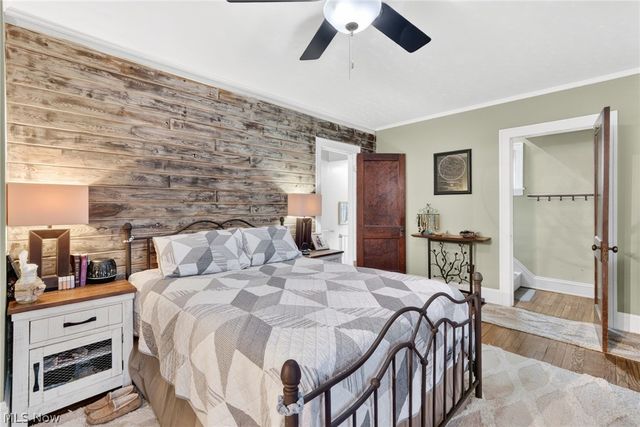 2224 Bunts Road, Lakewood, OH 44107