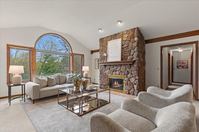 N95W7155 Coventry COURT, Cedarburg, WI 53012