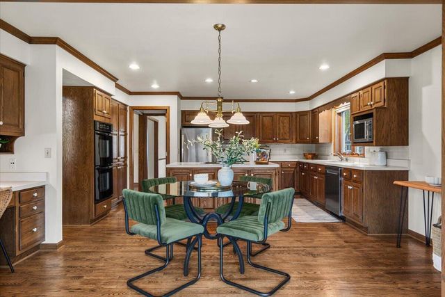 N95W7155 Coventry COURT, Cedarburg, WI 53012