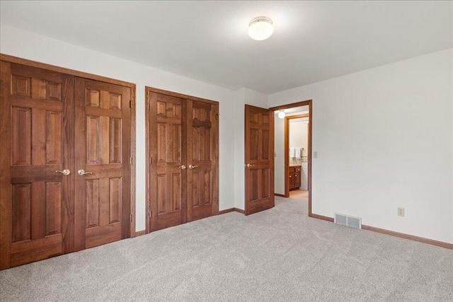 N95W7155 Coventry COURT, Cedarburg, WI 53012