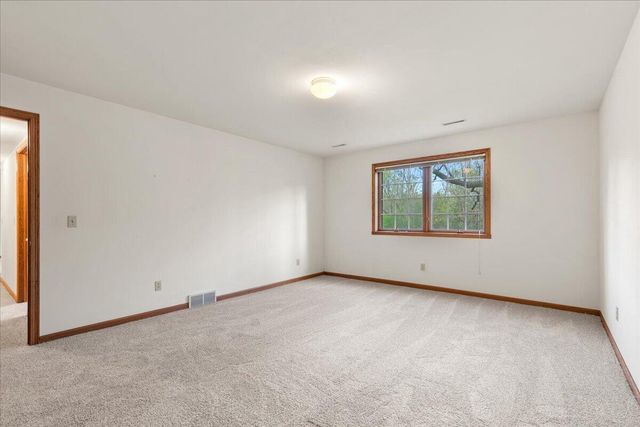 N95W7155 Coventry COURT, Cedarburg, WI 53012