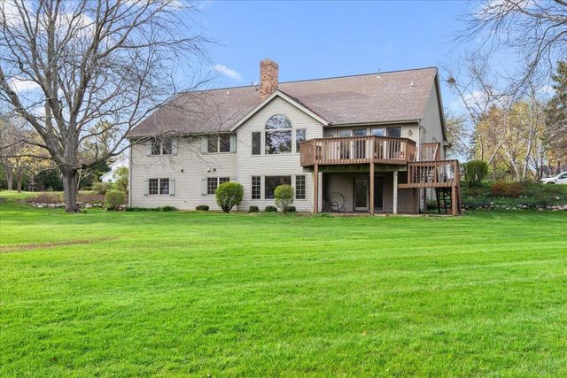 N95W7155 Coventry COURT, Cedarburg, WI 53012