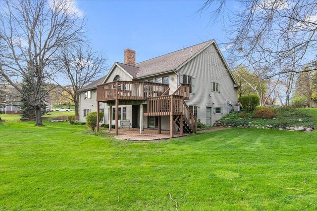 N95W7155 Coventry COURT, Cedarburg, WI 53012