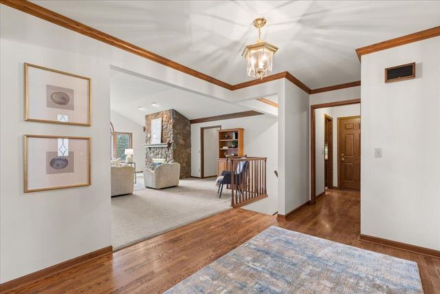 N95W7155 Coventry COURT, Cedarburg, WI 53012