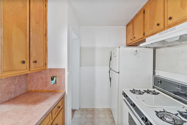 4706 Prinston Dr, Corpus Christi, TX 78411