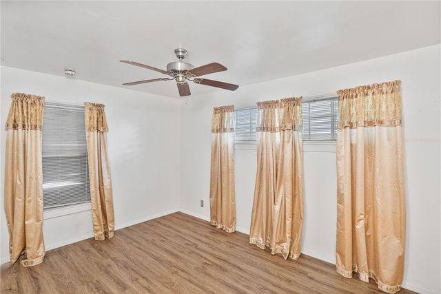 4706 Prinston Dr, Corpus Christi, TX 78411