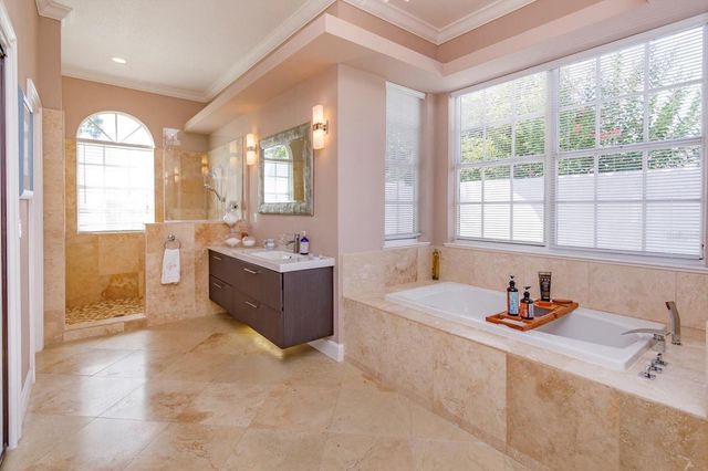 2428 BUTLER BAY DRIVE N, Windermere, FL 34786