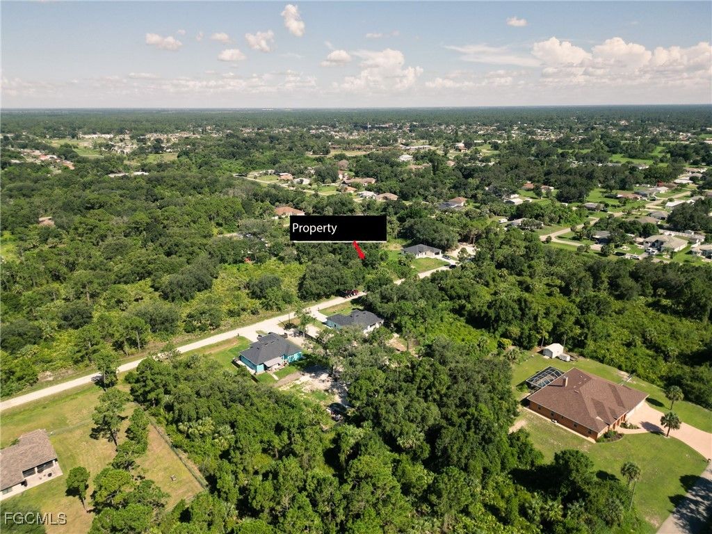 404 Thompson AVE, Lehigh Acres, FL 33972
