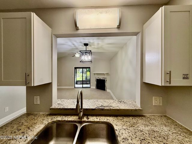3801 CROWN POINT Road, 1074, Jacksonville, FL 32257