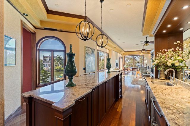 1815 BAYOU GRANDE BOULEVARD NE, St Petersburg, FL 33703