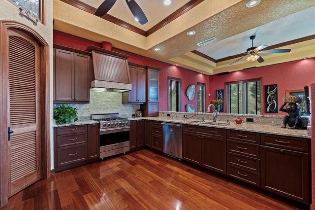 1815 BAYOU GRANDE BOULEVARD NE, St Petersburg, FL 33703