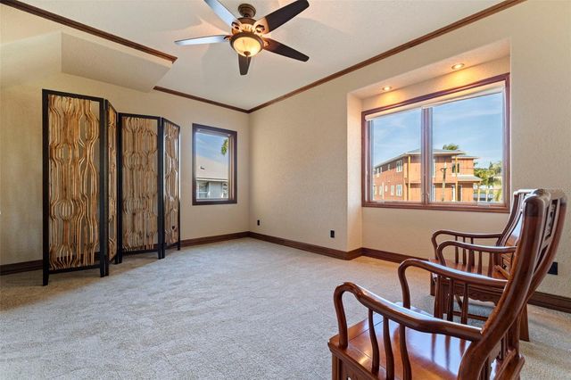 1815 BAYOU GRANDE BOULEVARD NE, St Petersburg, FL 33703