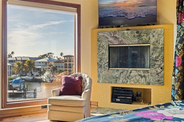 1815 BAYOU GRANDE BOULEVARD NE, St Petersburg, FL 33703