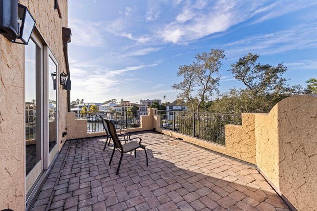 1815 BAYOU GRANDE BOULEVARD NE, St Petersburg, FL 33703