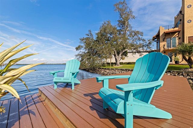 1815 BAYOU GRANDE BOULEVARD NE, St Petersburg, FL 33703