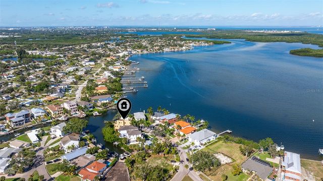 1815 BAYOU GRANDE BOULEVARD NE, St Petersburg, FL 33703