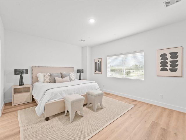 1021 Upside Wheatley Lane, Houston, TX 77091