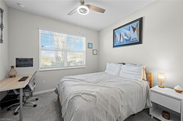 2151 Vermont LN, Naples, FL 34120