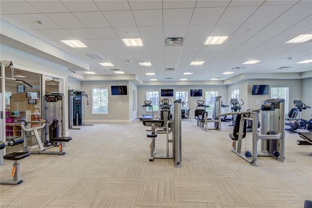 2151 Vermont LN, Naples, FL 34120