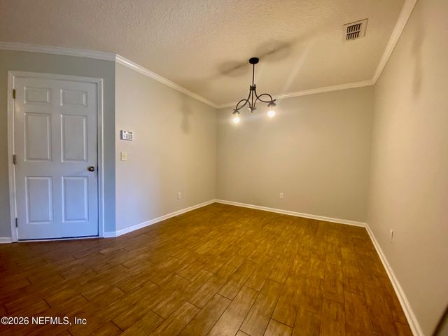 1530 VINELAND Circle B, Fleming Island, FL 32003