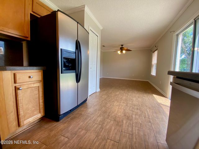 1530 VINELAND Circle B, Fleming Island, FL 32003