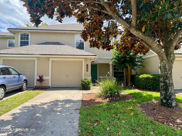 1530 VINELAND Circle B, Fleming Island, FL 32003