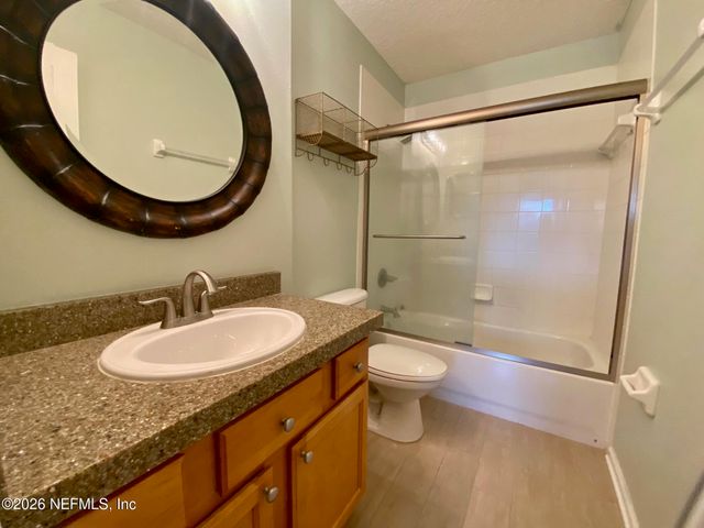 1530 VINELAND Circle B, Fleming Island, FL 32003