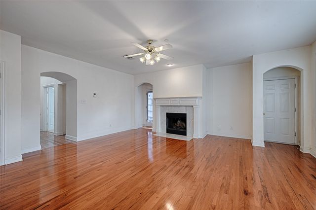 531 Southridge Way, Irving, TX 75063