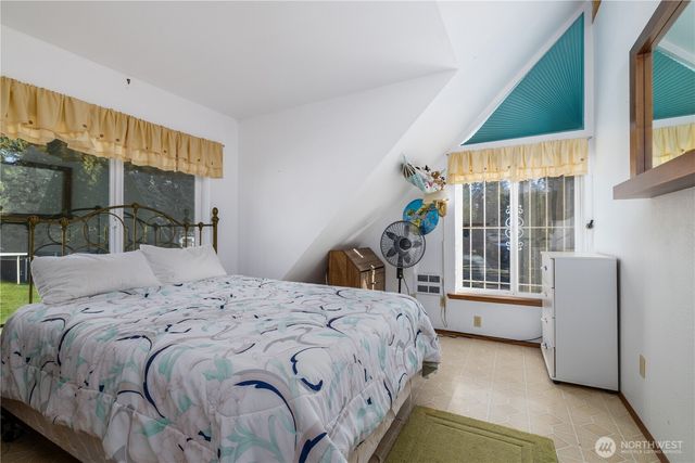 550 E Budd Drive, Shelton, WA 98584