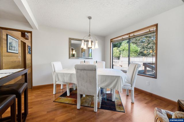 20130 SW 71st Av, Tualatin, OR 97062