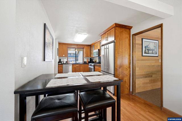 20130 SW 71st Av, Tualatin, OR 97062