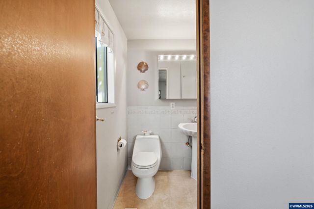 20130 SW 71st Av, Tualatin, OR 97062