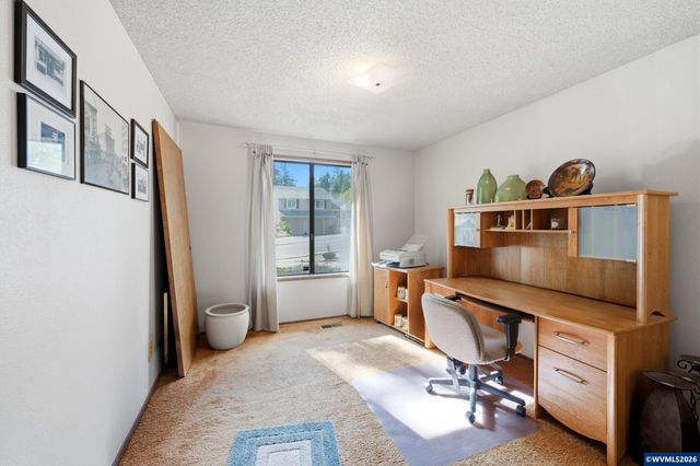20130 SW 71st Av, Tualatin, OR 97062