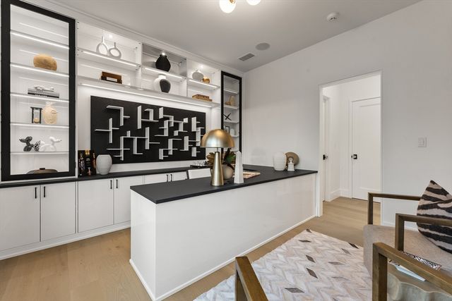 286 Country Dr, Weston, MA 02493