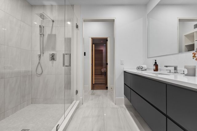 286 Country Dr, Weston, MA 02493