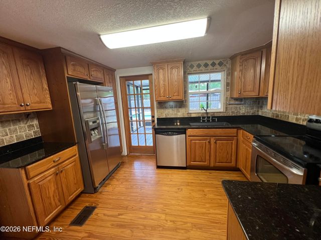 468 TAYLOR Avenue, Orange Park, FL 32065