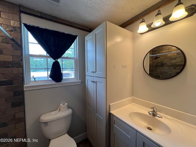 468 TAYLOR Avenue, Orange Park, FL 32065