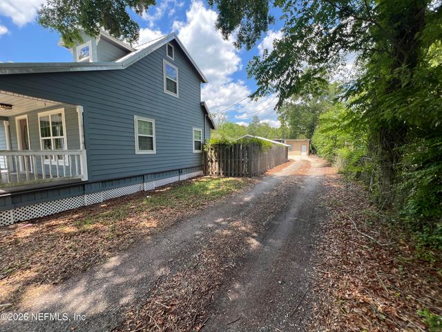 468 TAYLOR Avenue, Orange Park, FL 32065