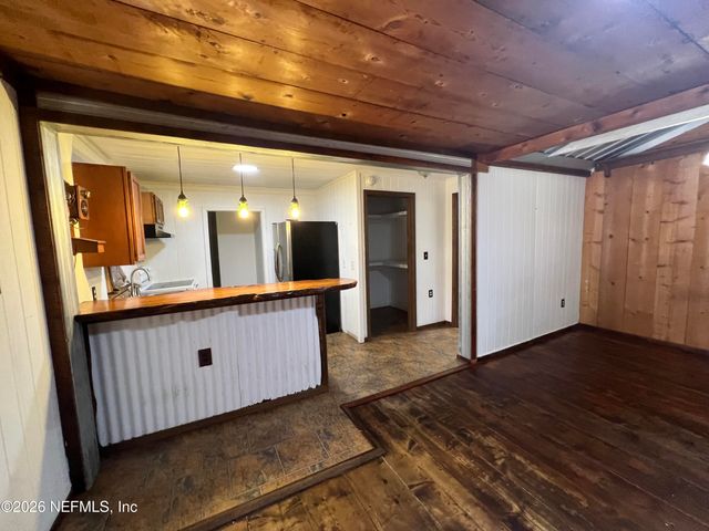 468 TAYLOR Avenue, Orange Park, FL 32065