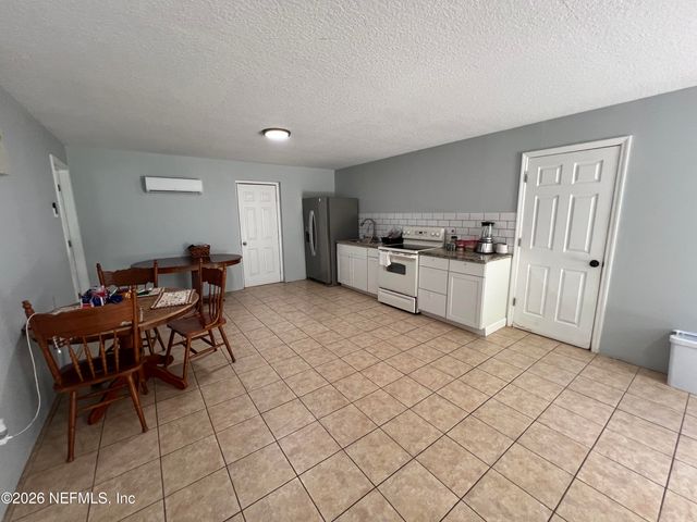 468 TAYLOR Avenue, Orange Park, FL 32065