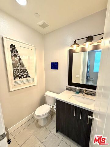 2753 Waverly Drive 1003, Los Angeles, CA 90039