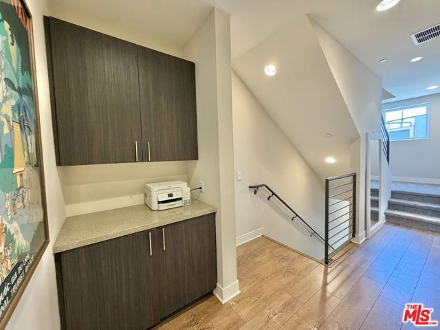 2753 Waverly Drive 1003, Los Angeles, CA 90039